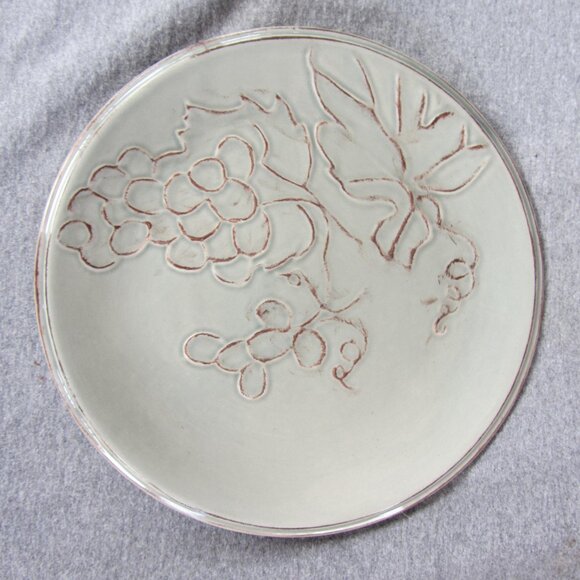 grey grapes salad plate by TAG Ltd set of 4 (w3079) - Picture 7 of 12